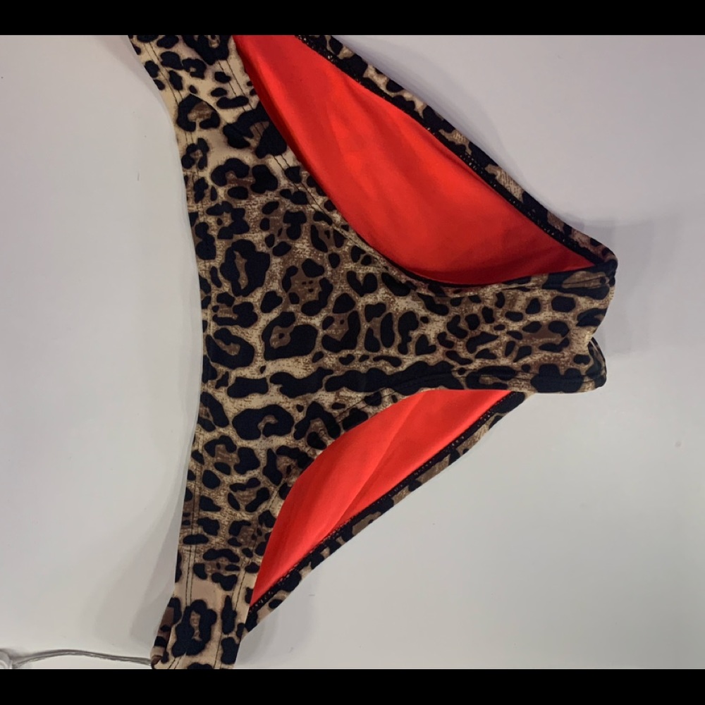 Bikini bottoms